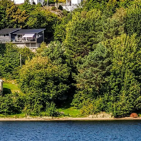 Beautiful In With House Sea View Holiday home